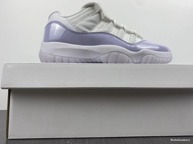 MaikeSneakers Air AH7860-101 Low 11 Pure Jordan WMNS Violet 0813